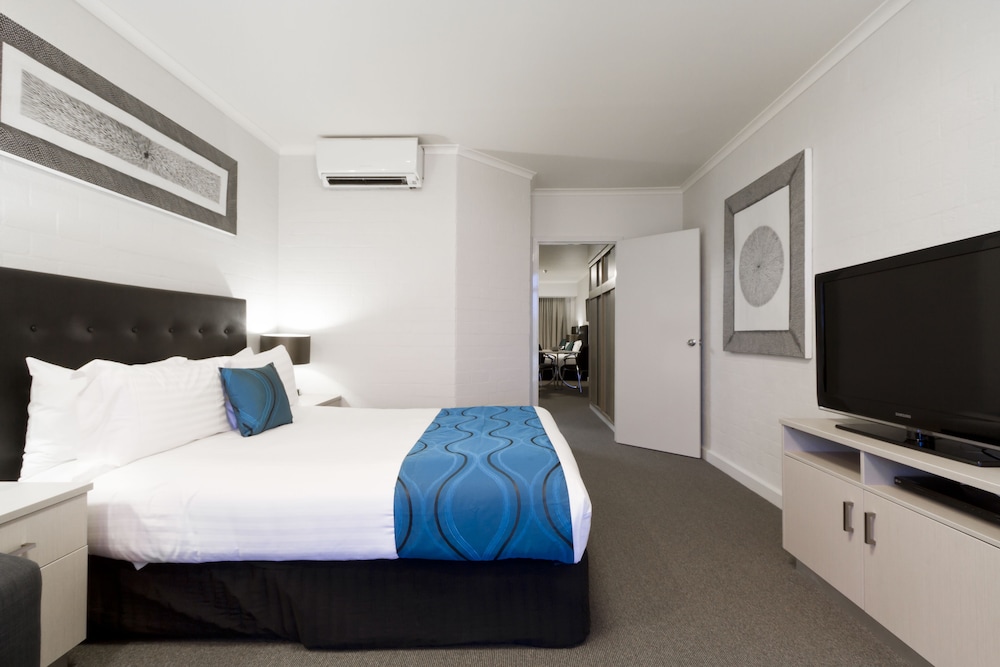 Pavilion Hotel Wagga Wagga 23/34
