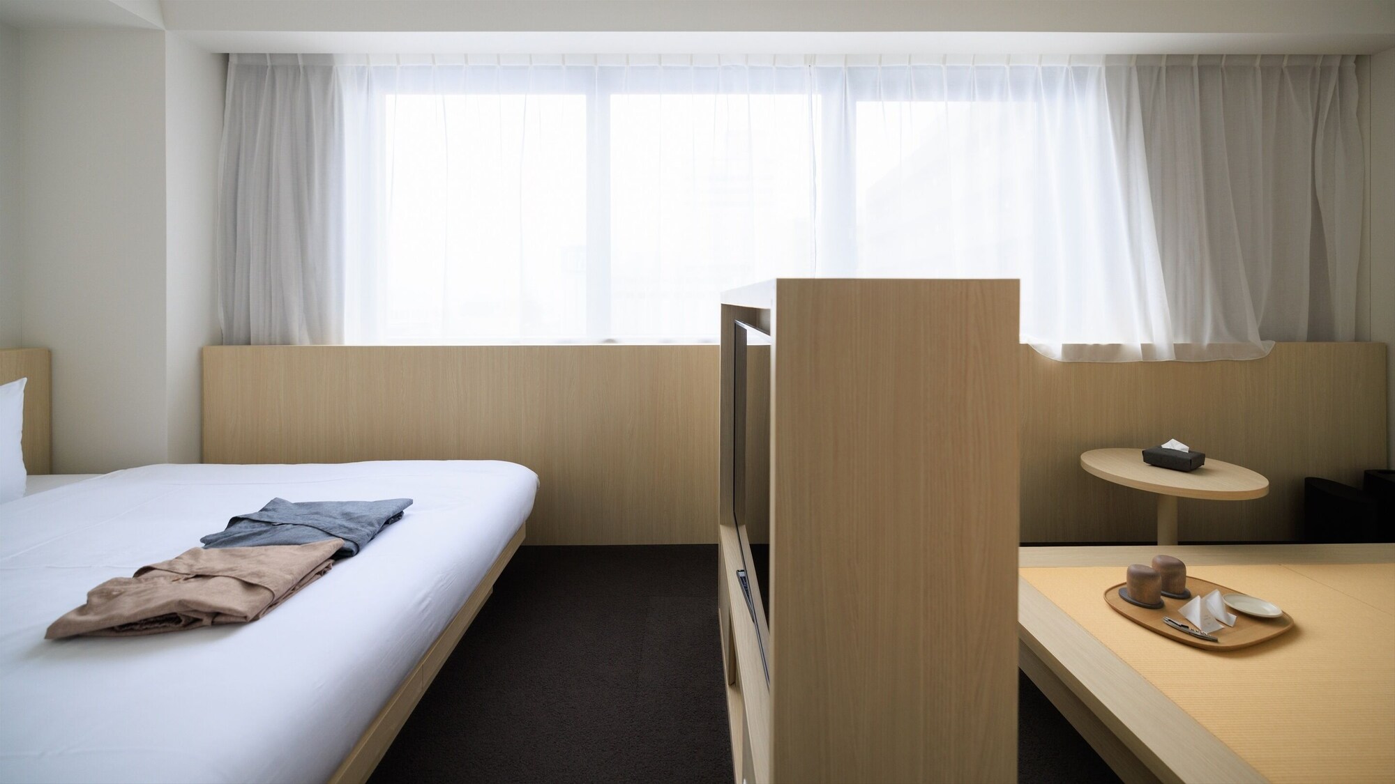 Deluxe, King Bed, Corner