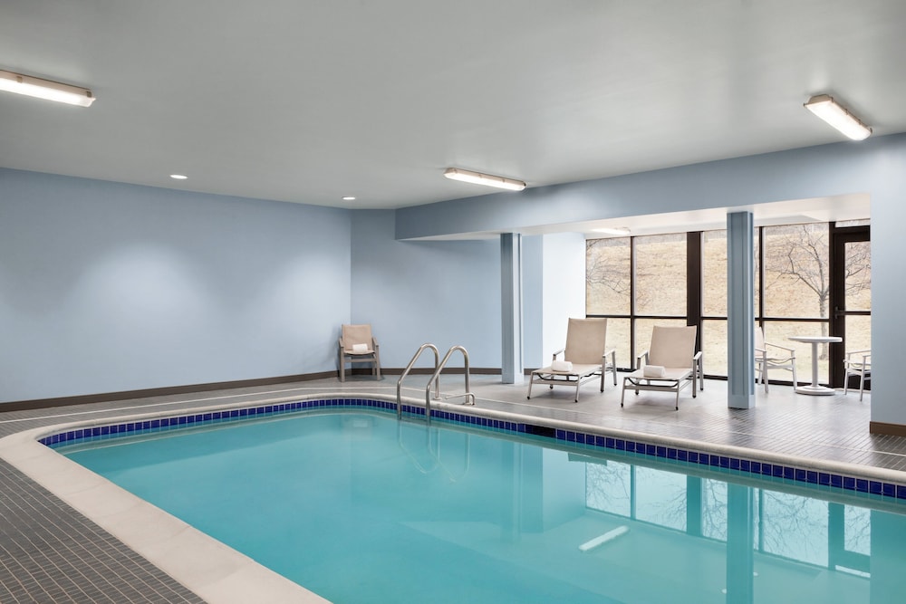 swimming pool spa