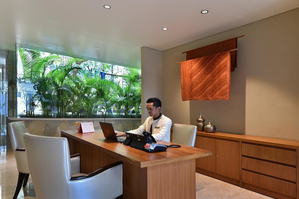 Dwijaya House Of Pakubuwono 46/50