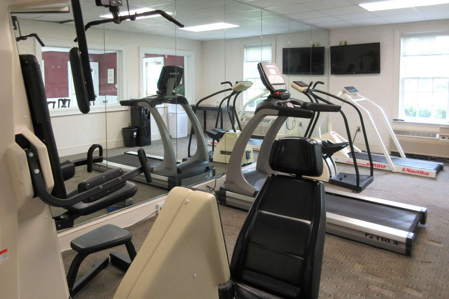 Quality Inn & Suites Edgefield, SC 14/20