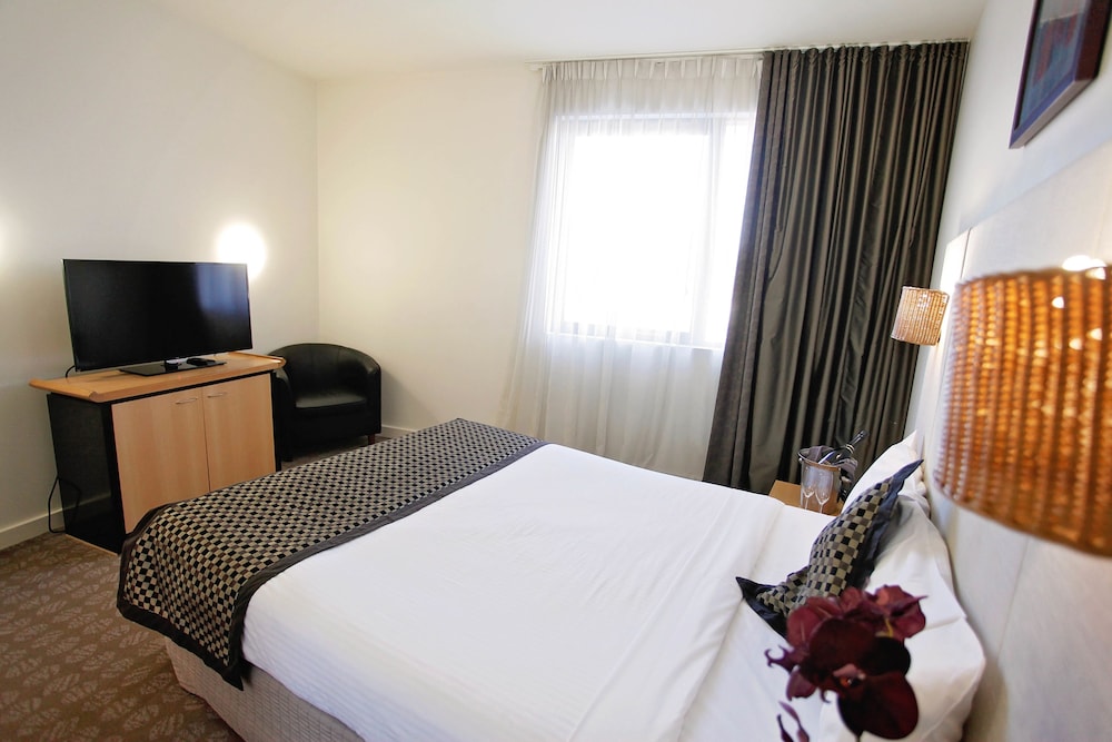 Golden Pebble Hotel 18/71
