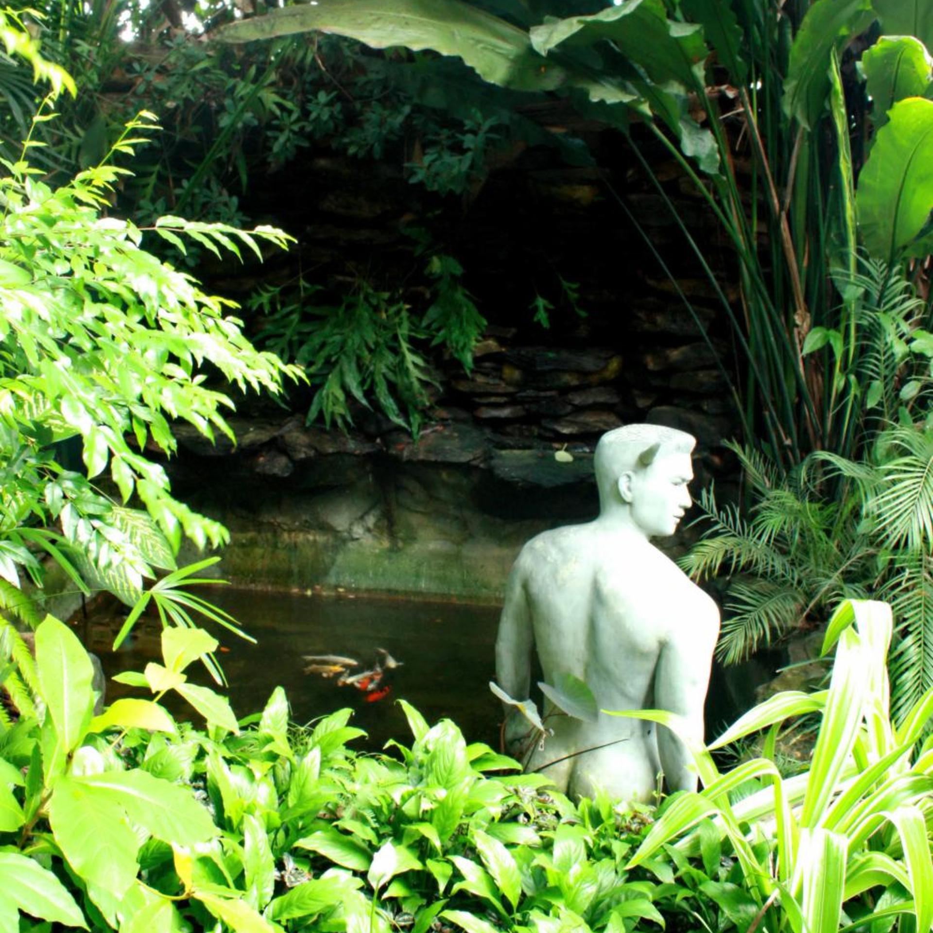Club One Seven Gay Men Hotel Chiang Mai 42/51