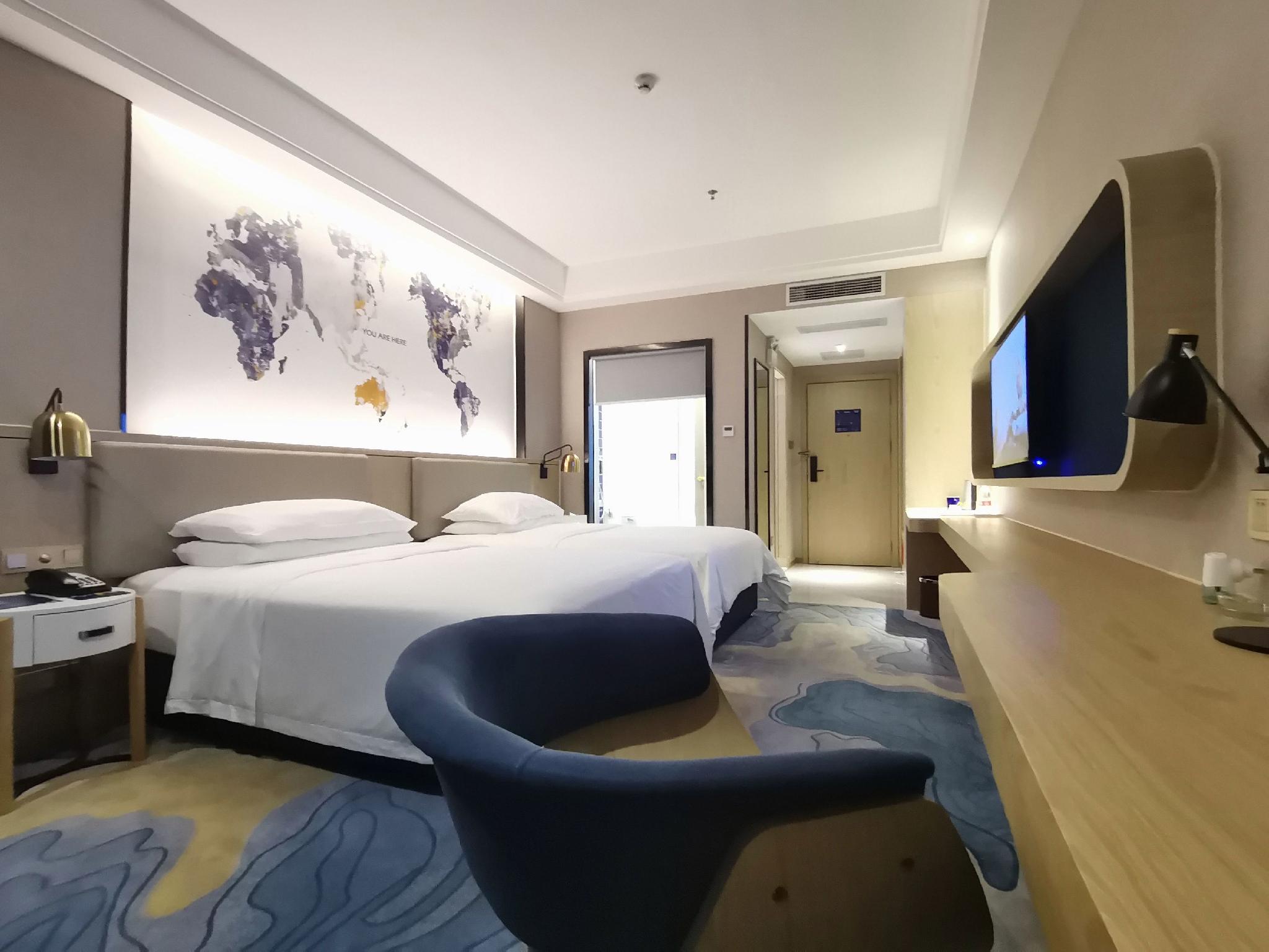 Kyriad Hotel (Guangzhou North Railway Station Metro Station) 27/47