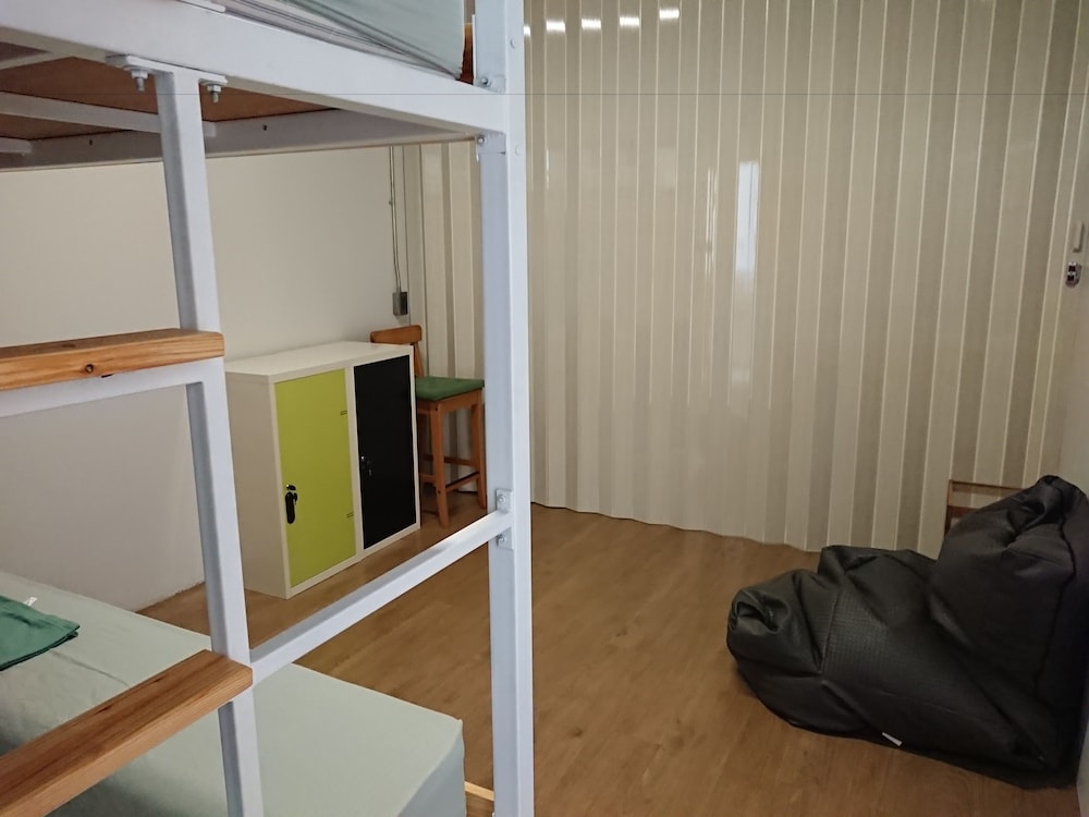 Hybrit Hostel & Cafe 22/37