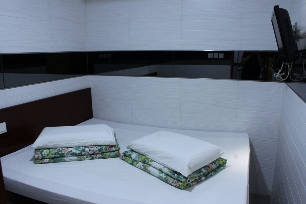 Ah Shan Hostel 20/42
