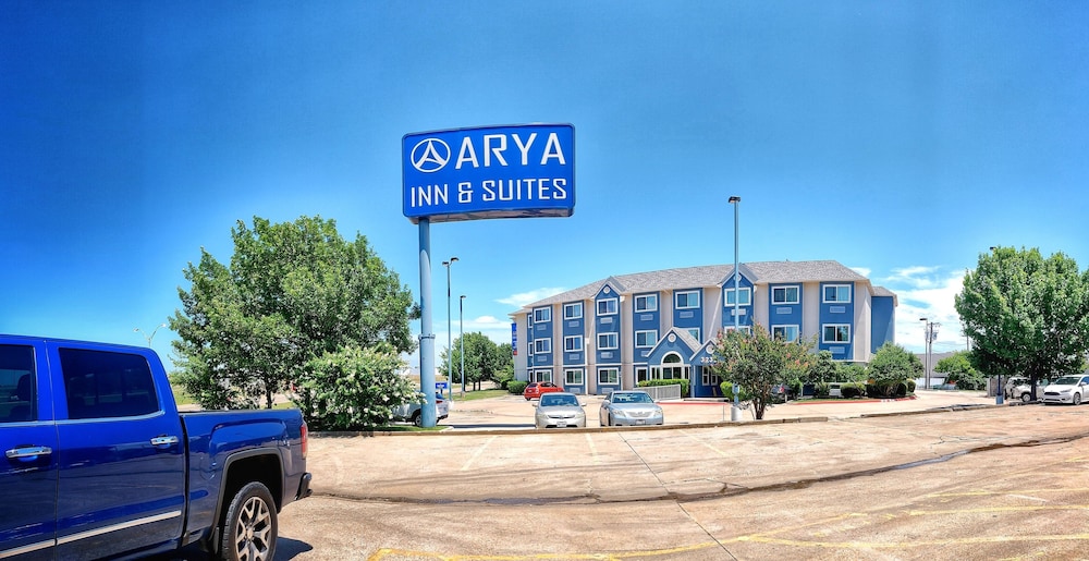 Arya Inn & Suites 30/30