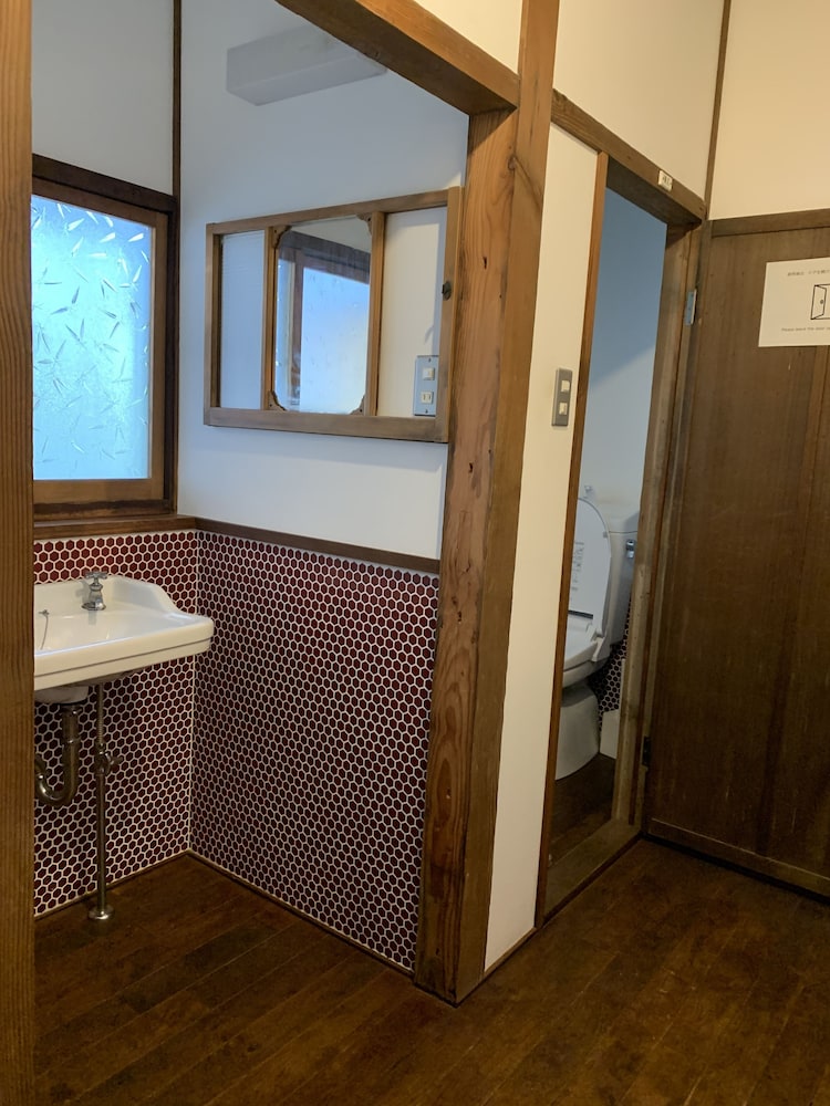 Onomichi Guest House Miharashi-Tei - Hostel 70/72