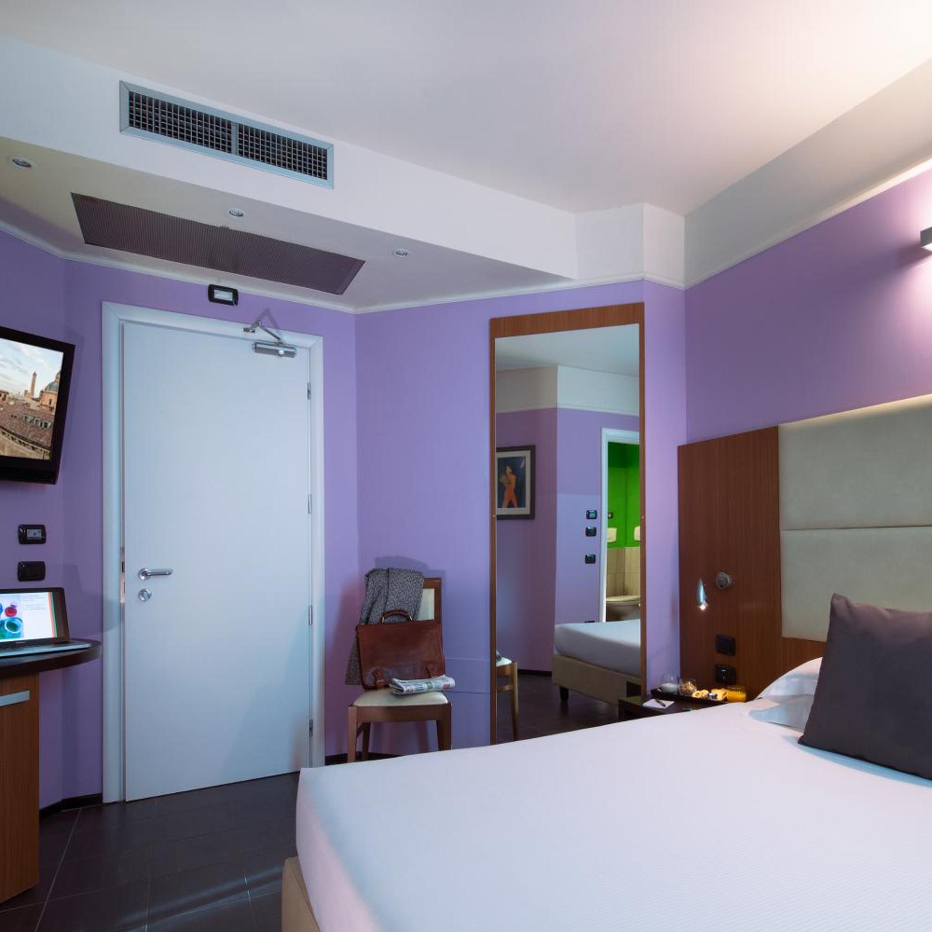 غرفة بسرير مزدوج، Four Point Flex Sheraton Bologna Airport 3/10