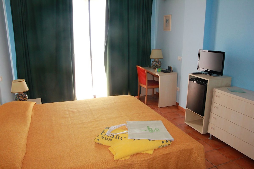 Hotel Sul Mare Al Gabbiano photo3