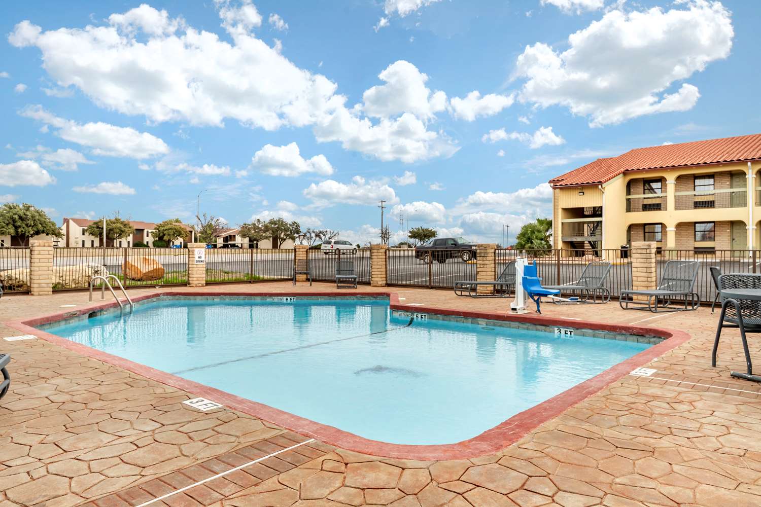 Quality Inn San Angelo 17/17