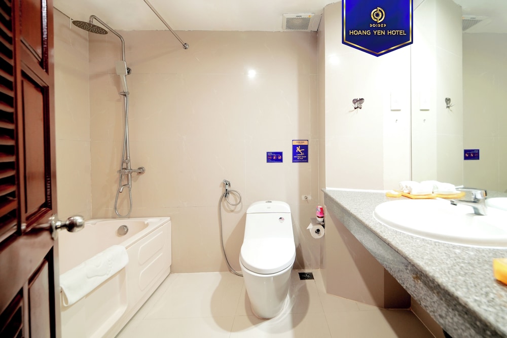 Hoang Yen 1 Hotel 74/75