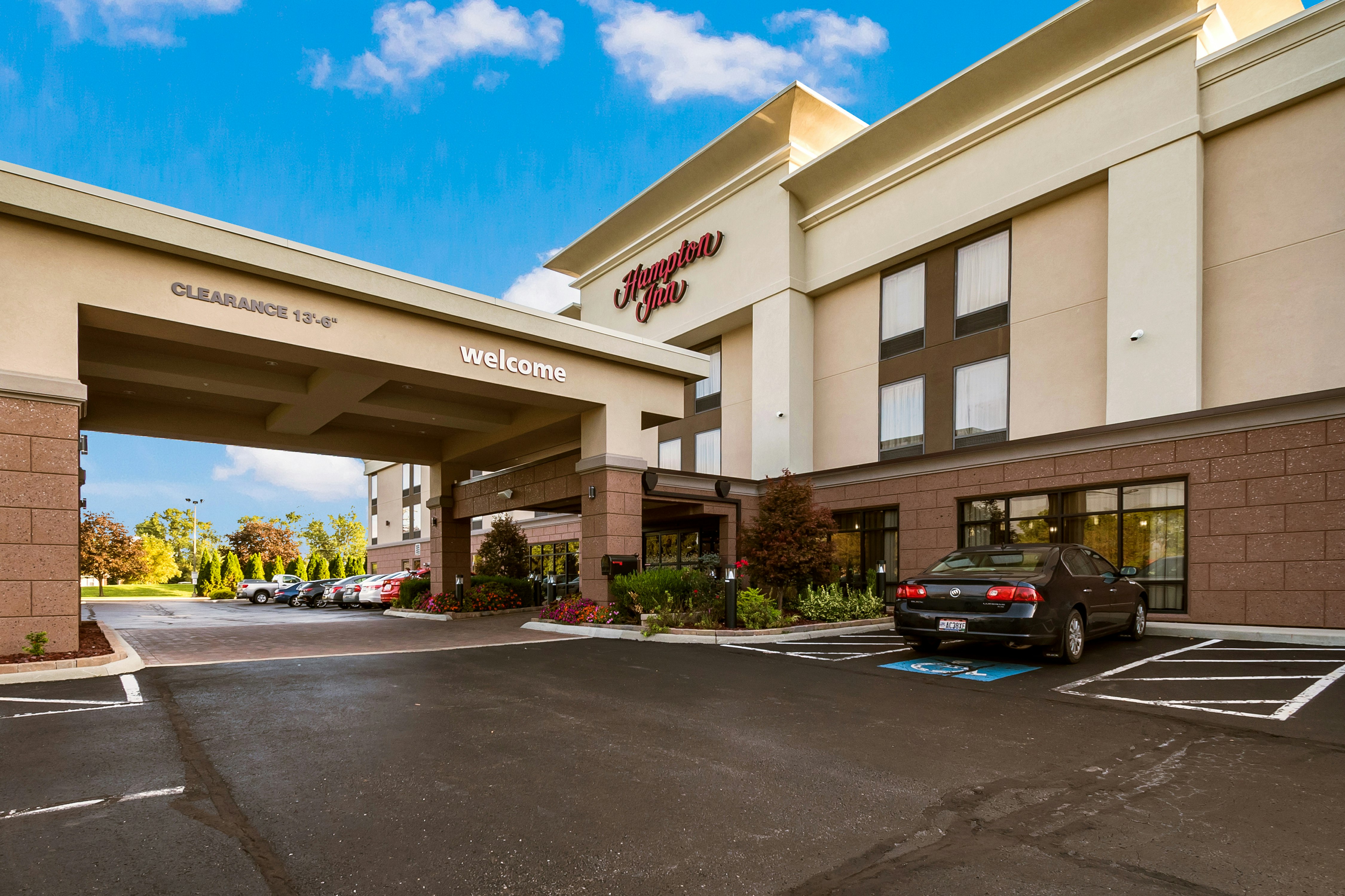 Hampton Inn Columbus West 45/45