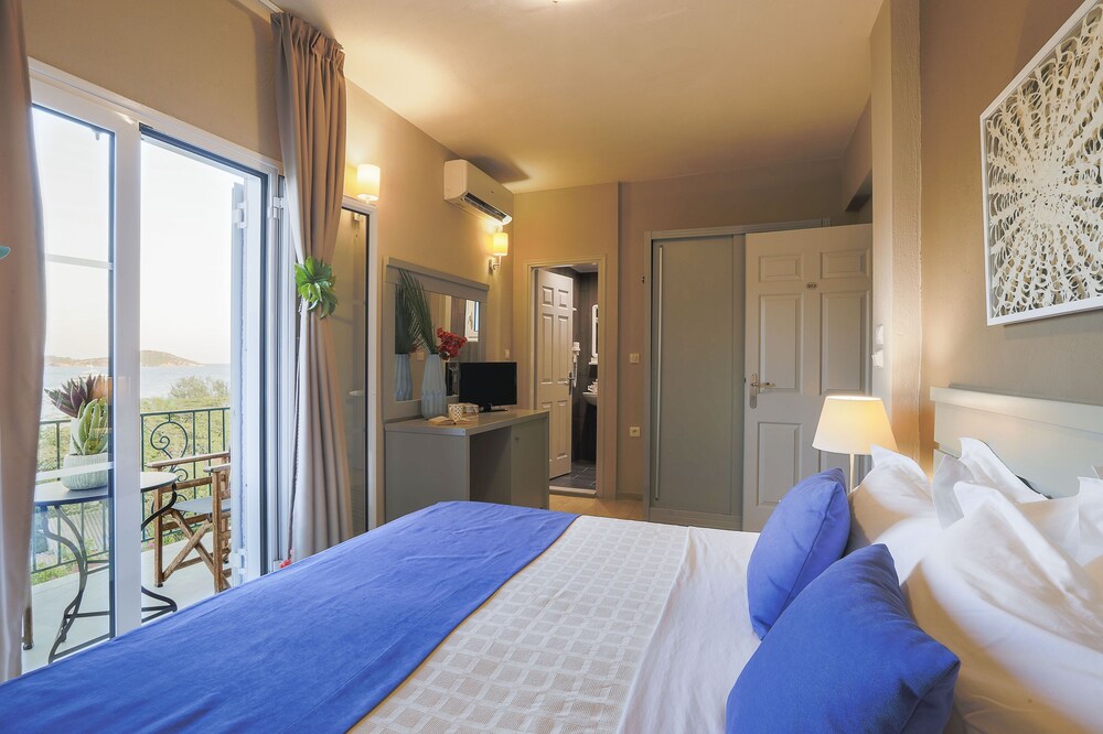 Nimfi Hotel, Skiathos 2/50
