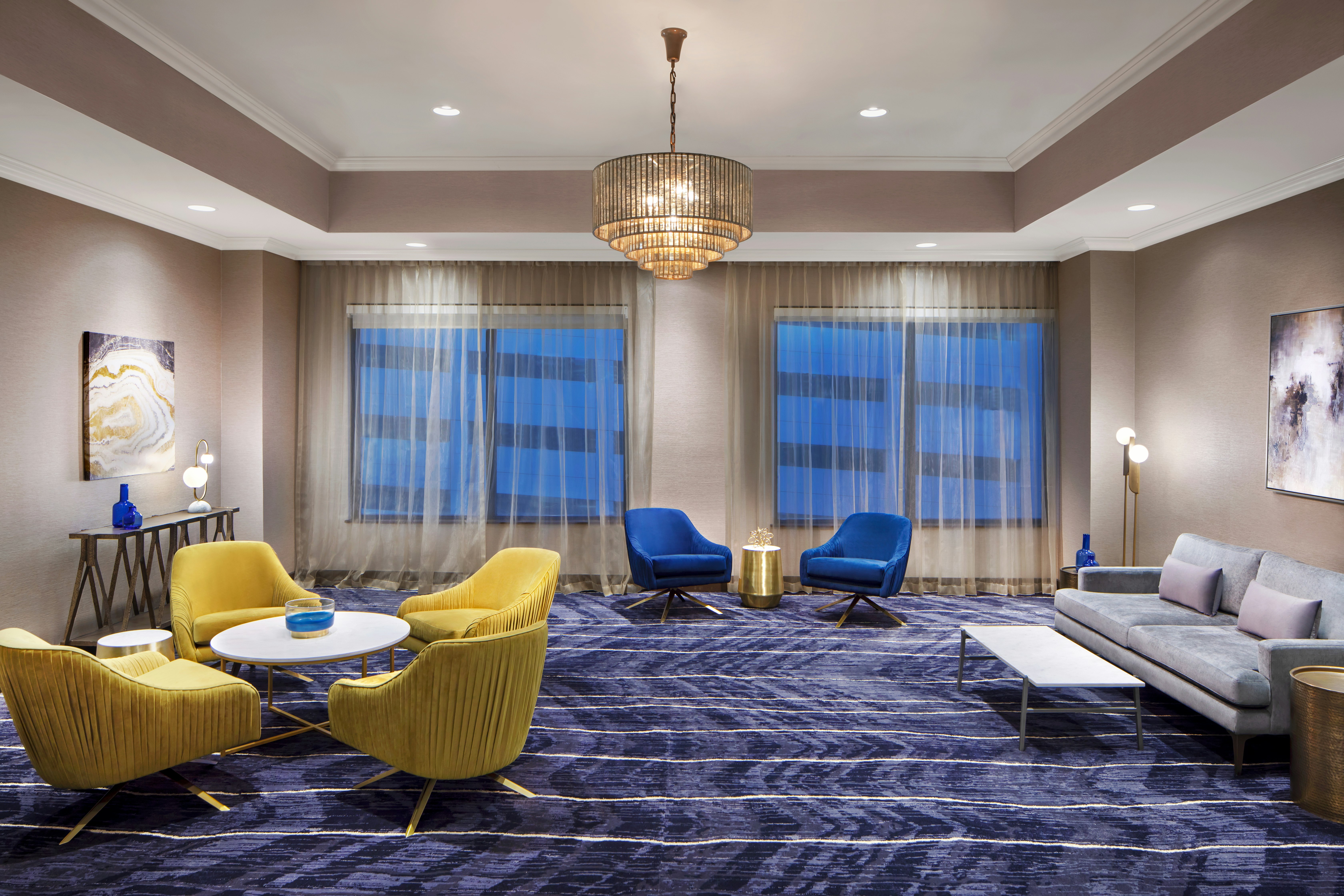 Embassy Suites Fort Worth Downtown 22/54