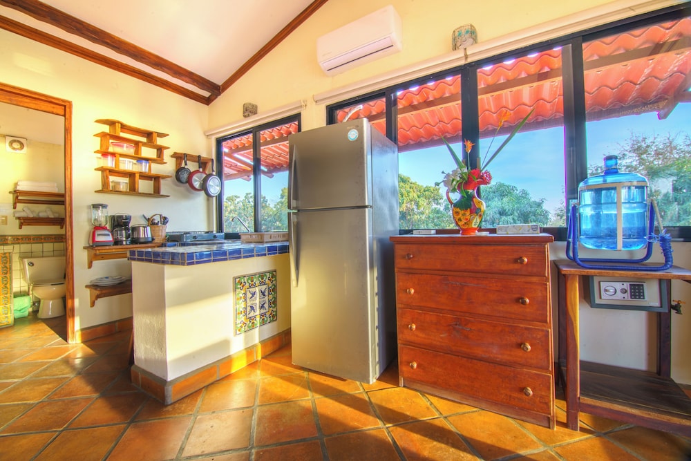 Casamar Suites 6/50
