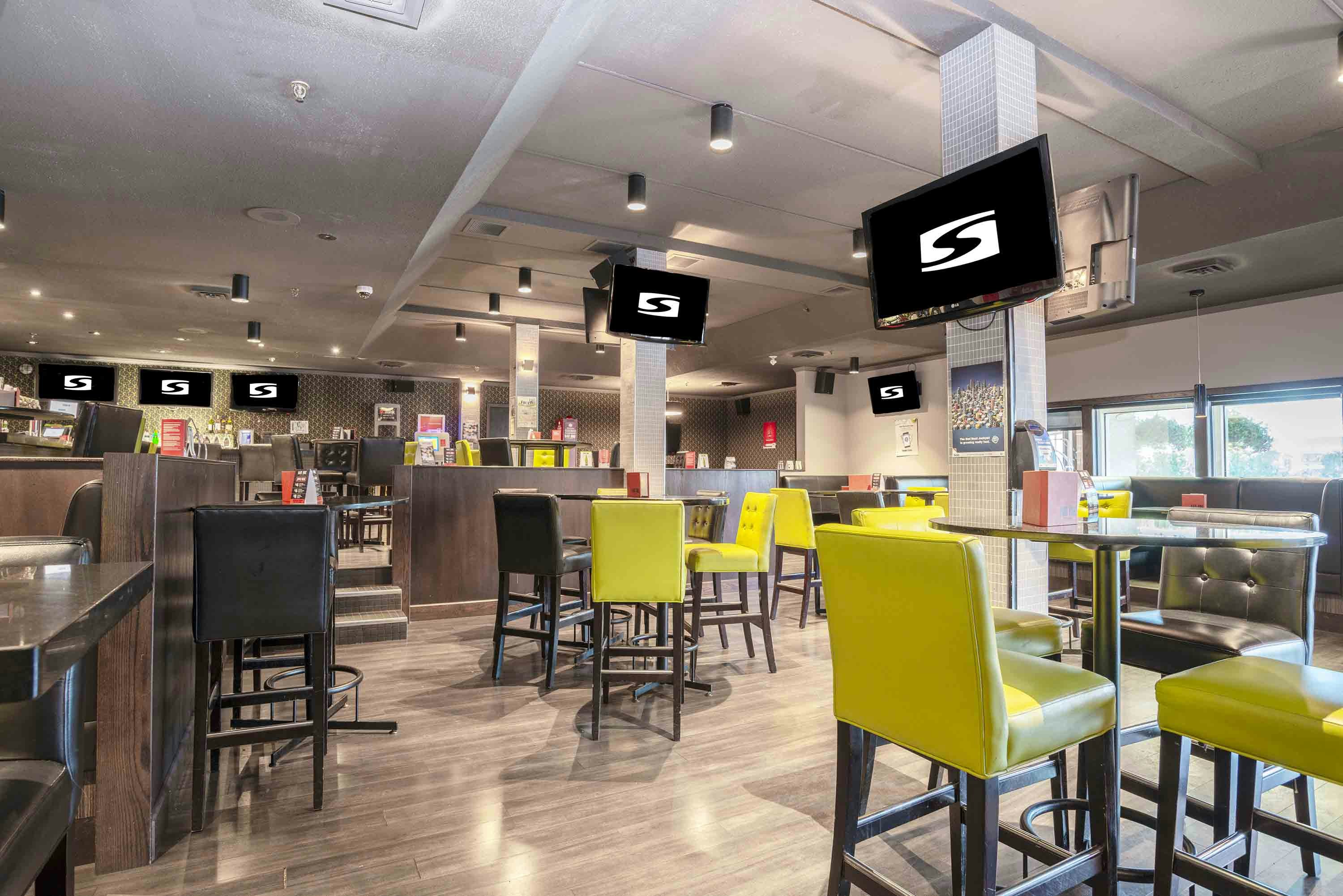 Sandman Hotel Penticton 37/49