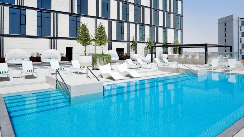 Holiday Inn Dubai Al Maktoum Airport 40/82