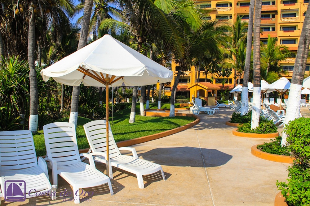 Costa De Oro Beach Hotel 42/50
