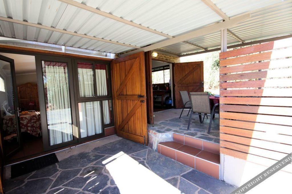 Stay 2 Live Groenkloof 13/29