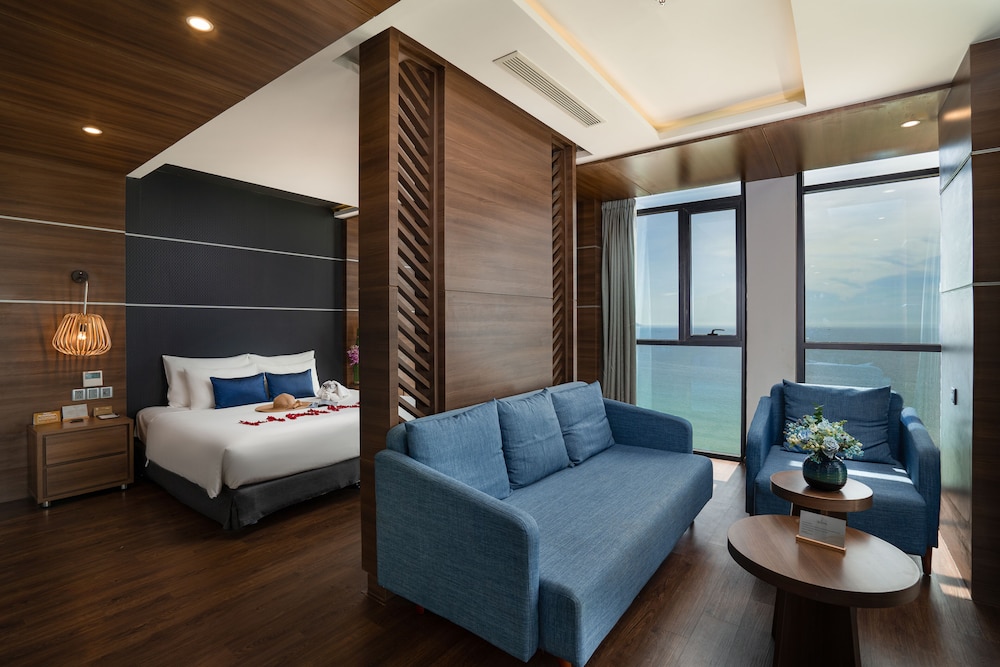 Haian Beach Hotel And Spa 48/71