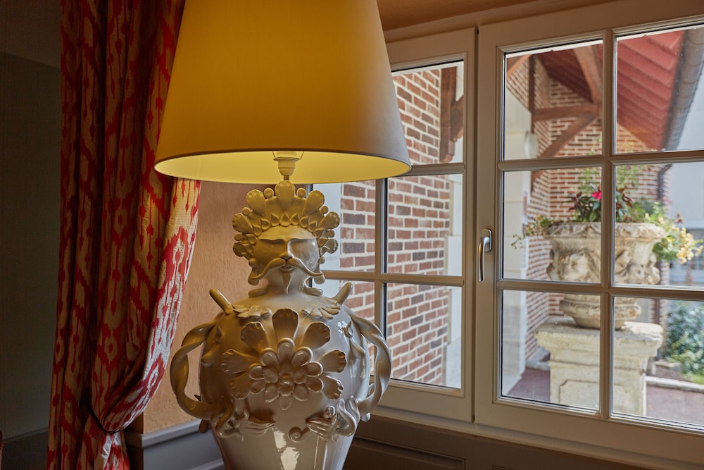 Le Relais Des Trois Chateaux 45/55