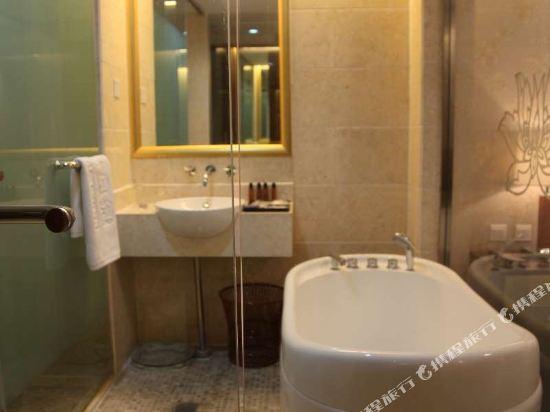 Jincheng Imperial Crown Hotel 34/35