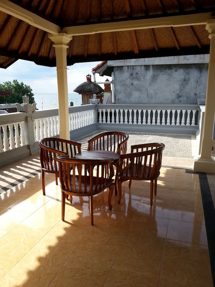 Puri Mandhara Lovina 31/45