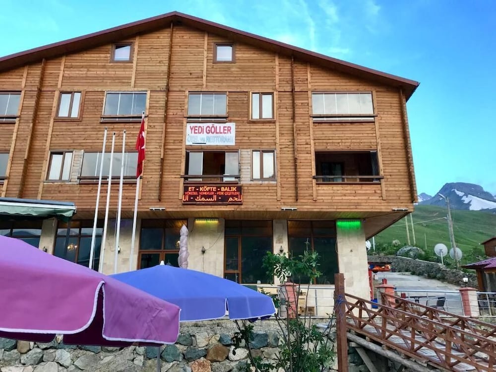 Yedigoller Hotel & Restaurant 4/47