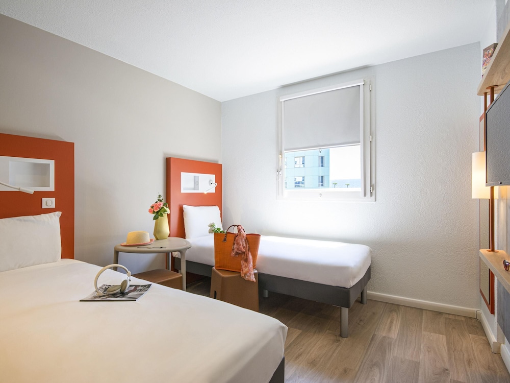 IBIS BUDGET NICE CALIFORNIE LENVAL 26/78