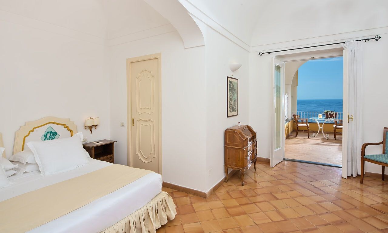 SUPERIOR, DOUBLE BED, SEA VIEW, BALCONY