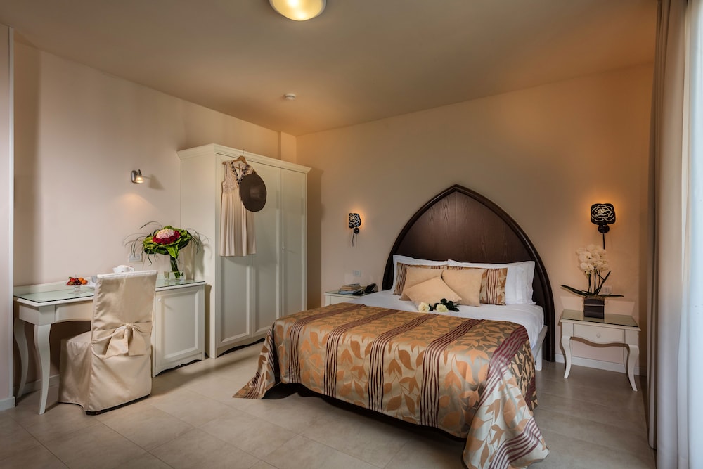 Baia del Mar Beach Boutique Hotel 10/50