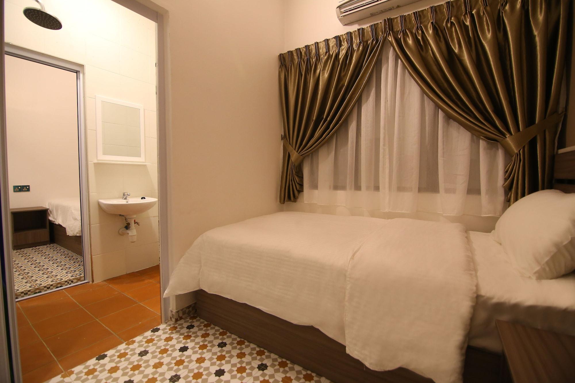 Pearl Inn 25/54