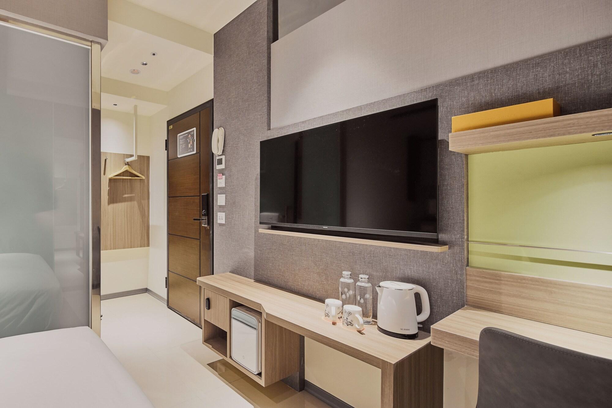 Orange Hotel Ximen Hanzhong 45/49