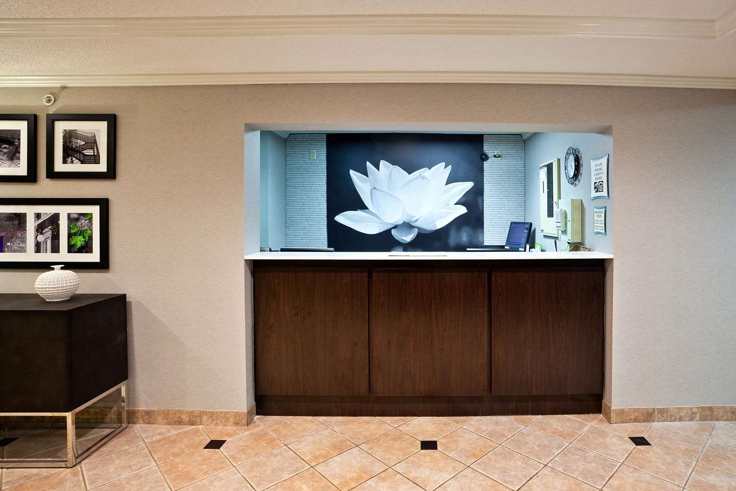 La Quinta Inn & Suites by Wyndham Cleveland Macedonia 9/47