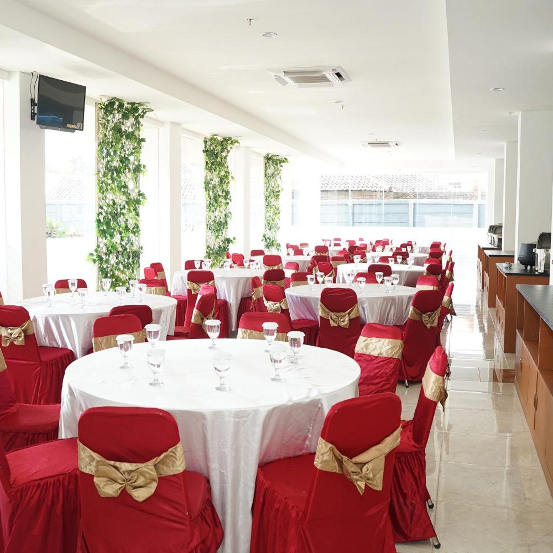 Hotel Nalendra Plaza 38/50