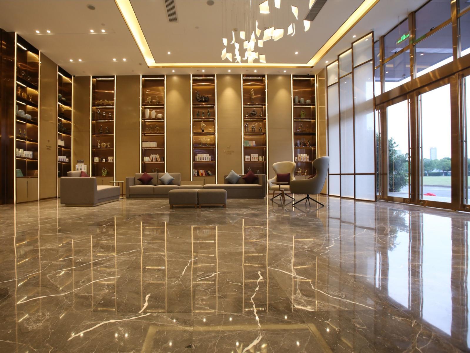 Lavande Hotel (Wuxi East Railway Station) 57/70