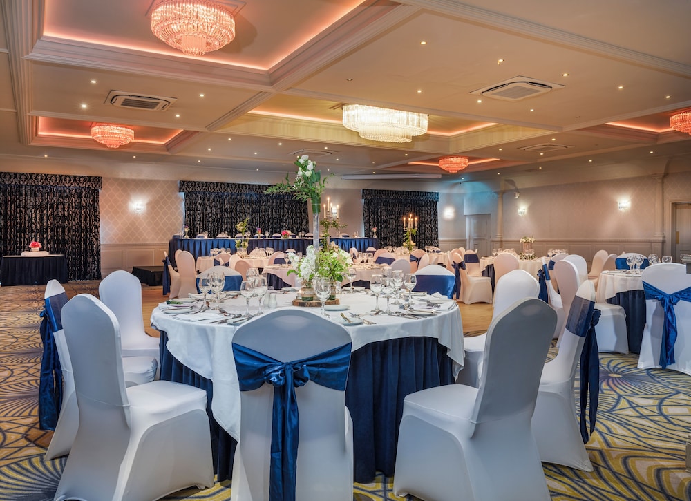 ARKLOW BAY HOTEL 45/55