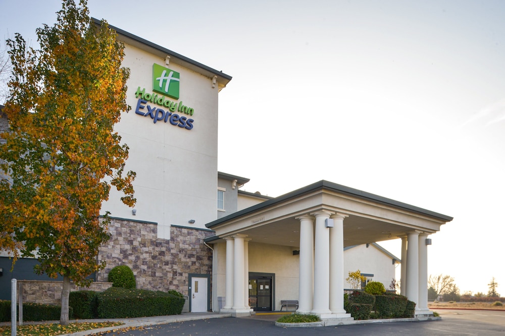 Holiday Inn Express Lodi 7/58