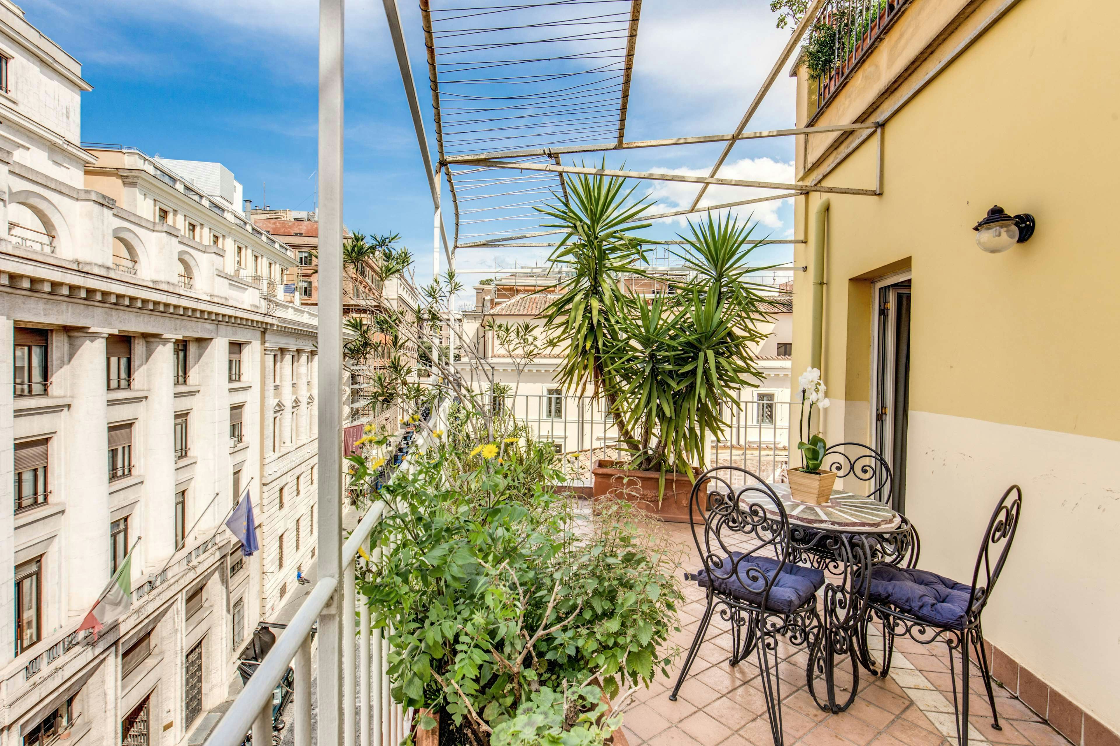 Hotel Cinquantatre 22/29