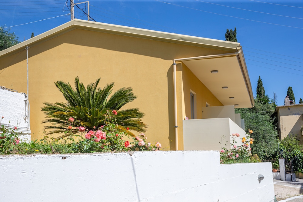 Passas Mare Apartments and Studios 11/50