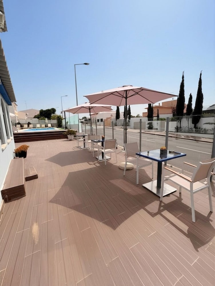 Urban Hotel Santa Eulalia 50/50