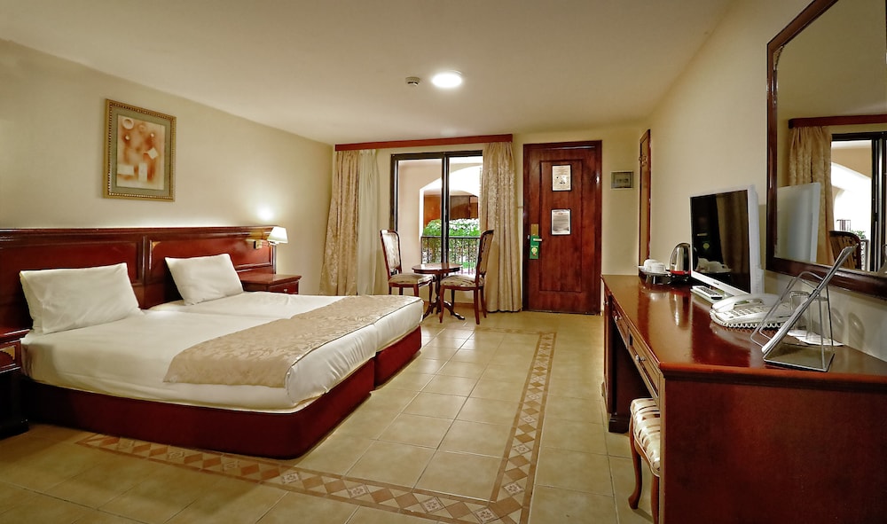 Ocean Bay Hotel and Resort 15/56