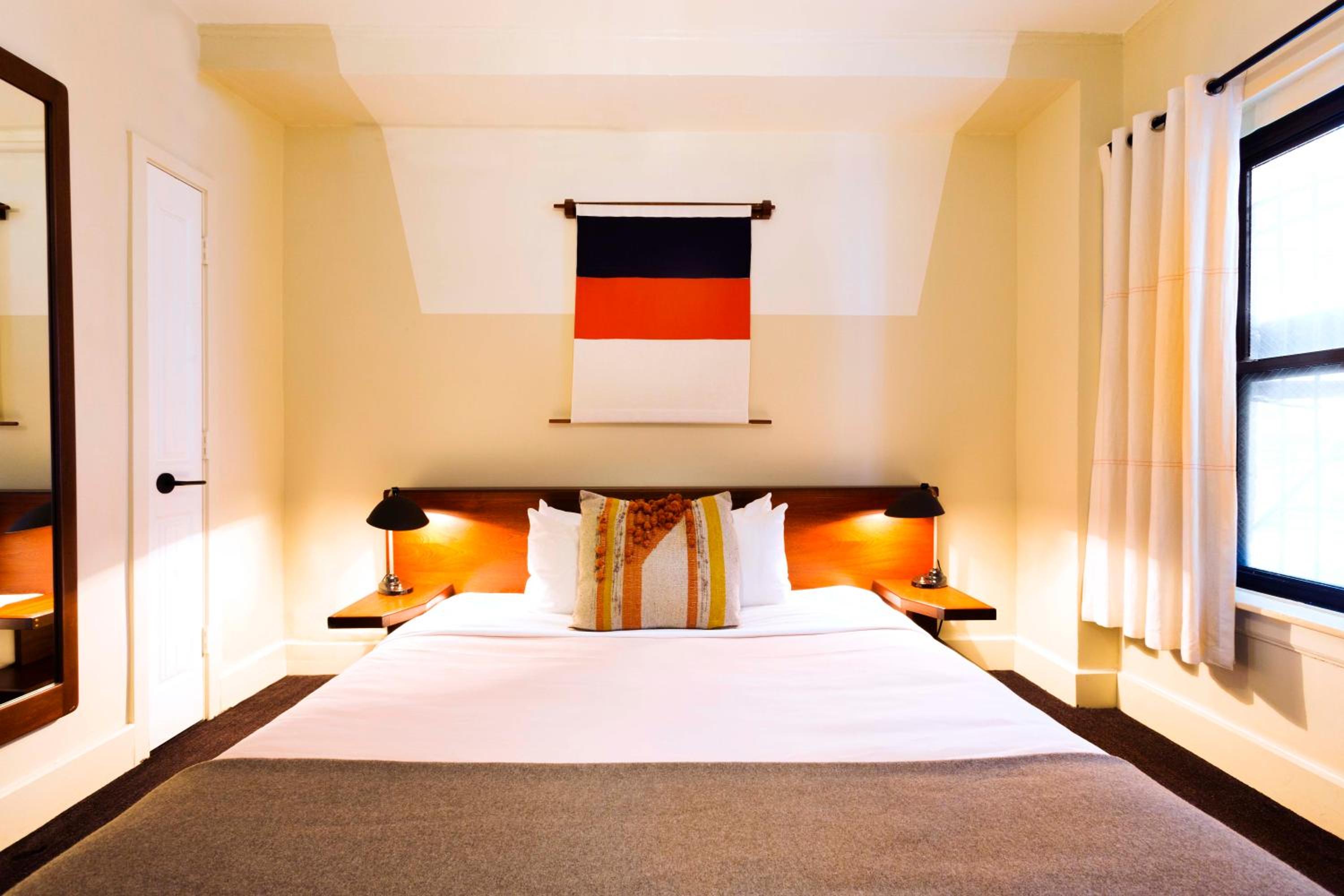 Private, King Bed
