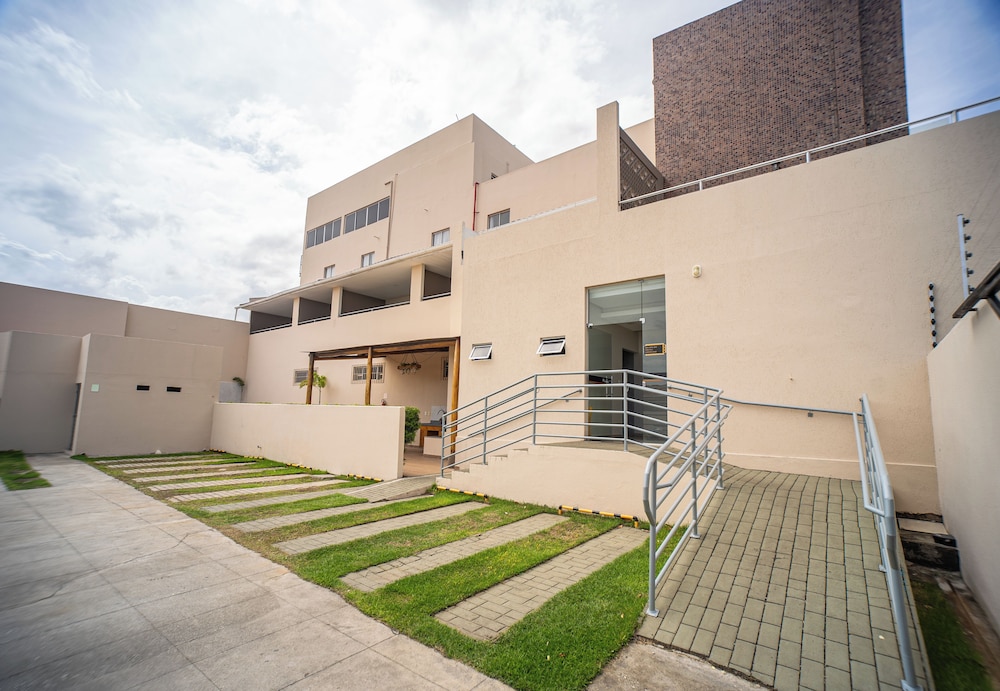 Hotel Rochedo 45/50