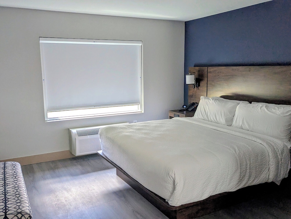 غرفة قياسية بسرير كينج، Hotel Vue, Ascend Hotel Collection 5/7