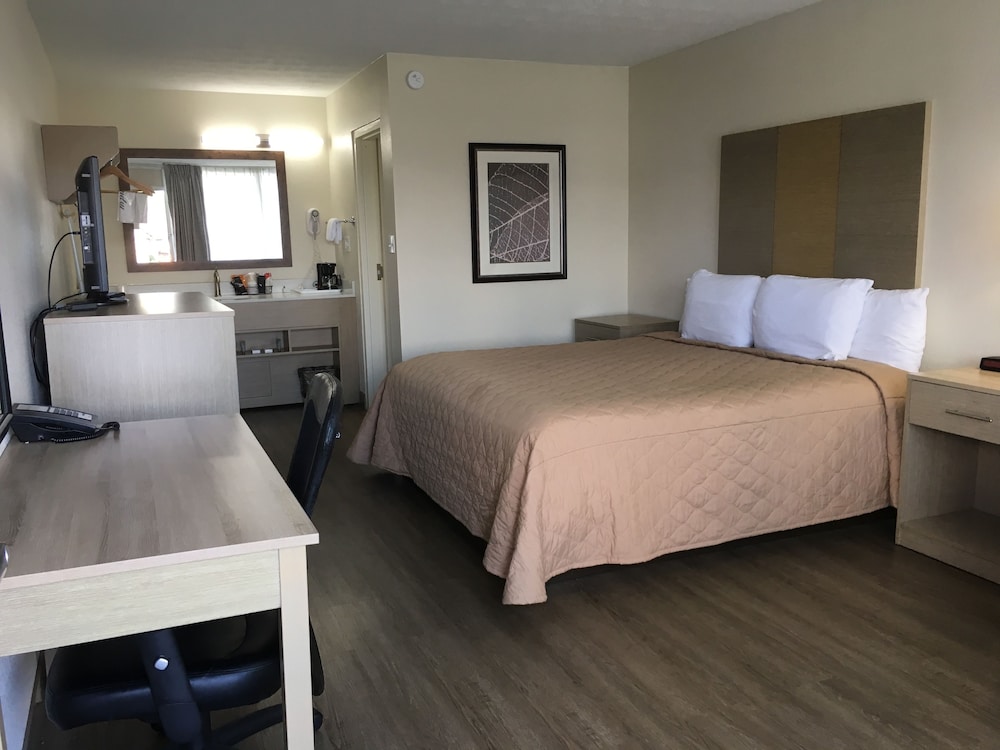 Econo Lodge Middlesboro, KY 10/31
