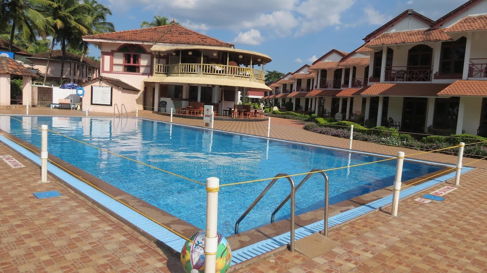 Nanu Beach Resort and Spa 25/50