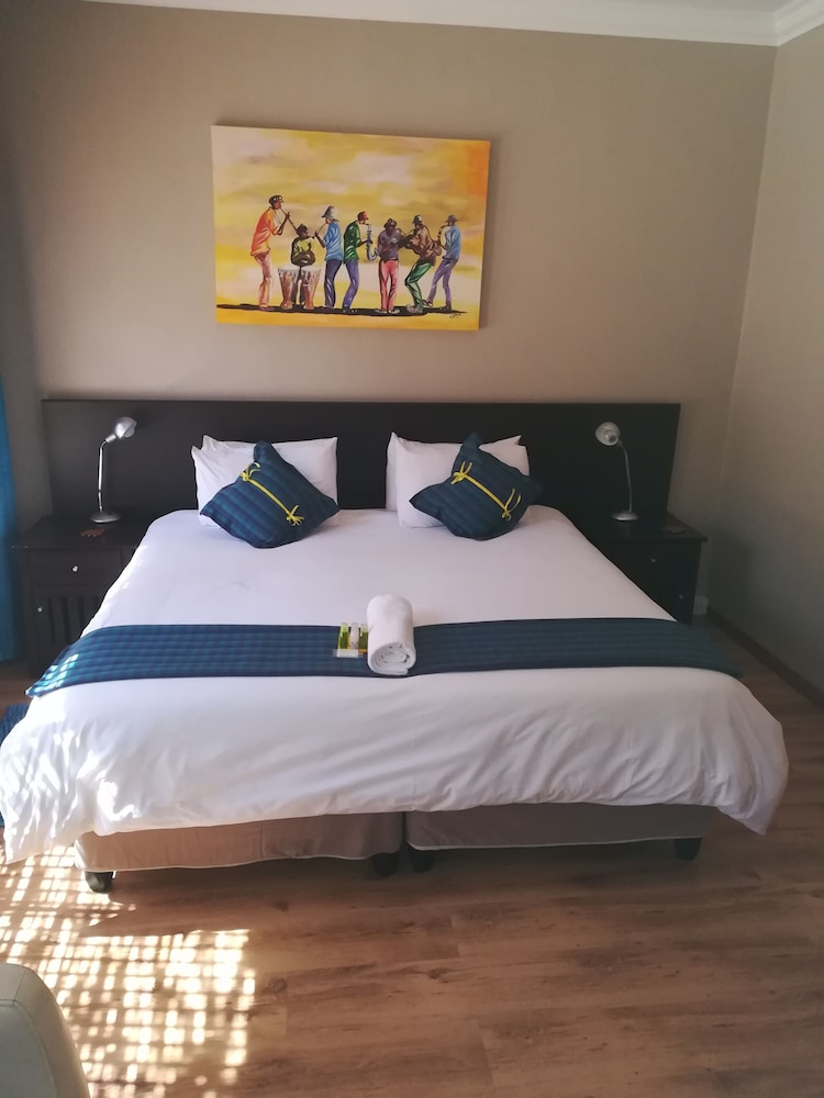 24 On Vrey Boutique Hotel 6/50