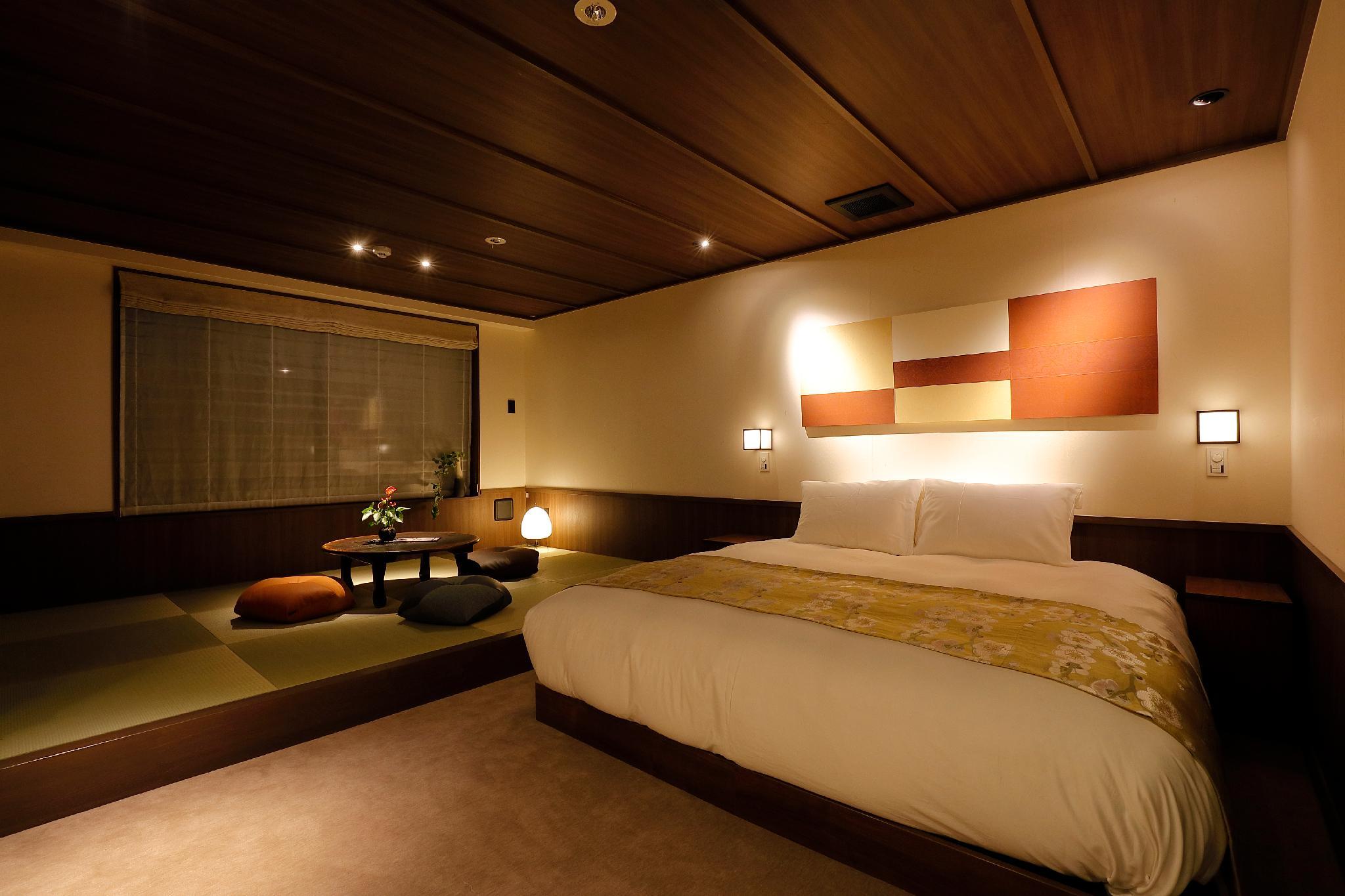 PREMIER, DOUBLE BED